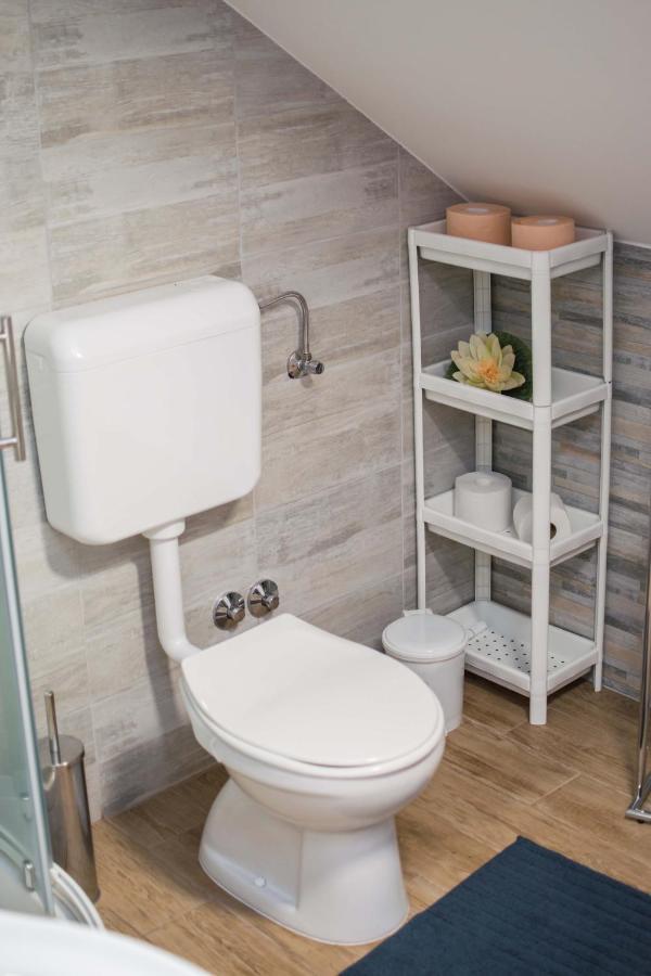 Apartman Jozefina Netretic Exterior foto